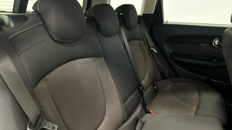 MINI Clubman 1.5 Cooper Classic 6dr Auto Petrol Estate